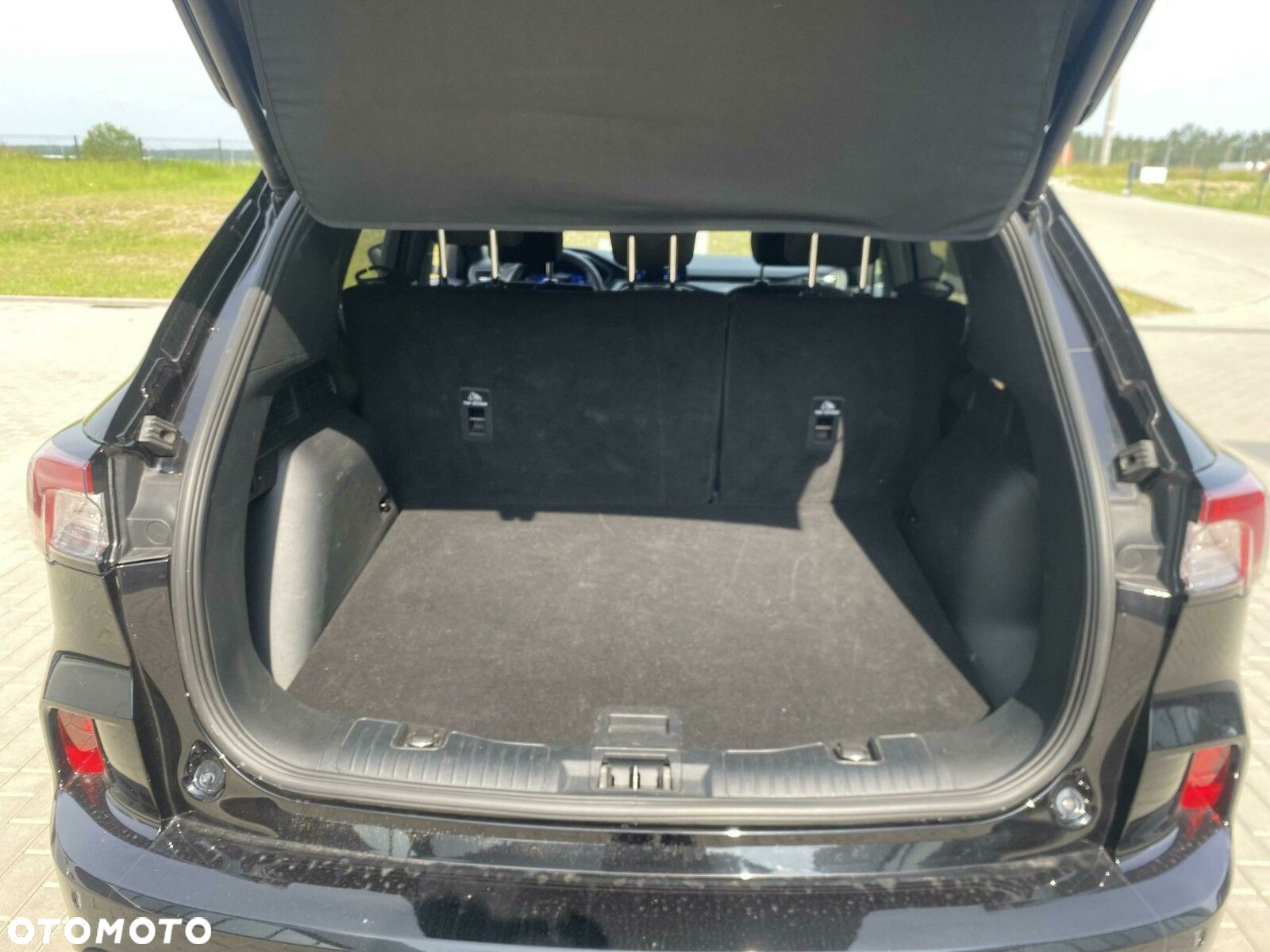 Ford Kuga - 10