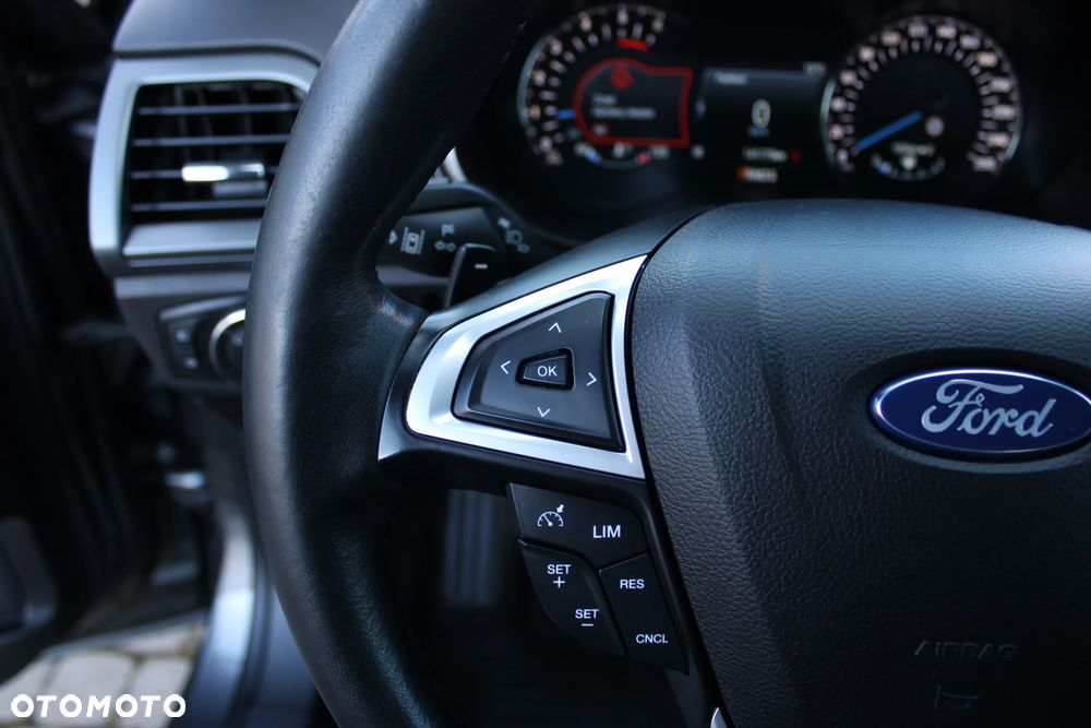 Ford Mondeo 2.0 TDCi Titanium PowerShift - 28
