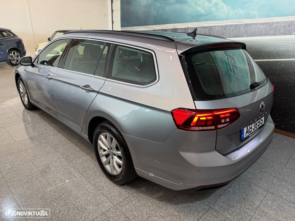 VW Passat Variant 2.0 TDI Confortline DSG - 4