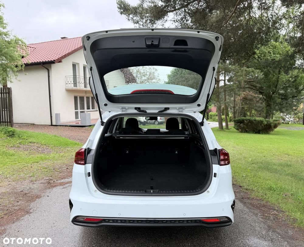 Kia Ceed 1.6 CRDi mHEV L - 34