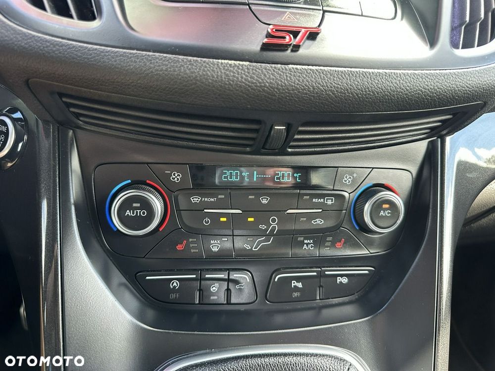 Ford Kuga 2.0 TDCi 4x2 ST-Line - 28