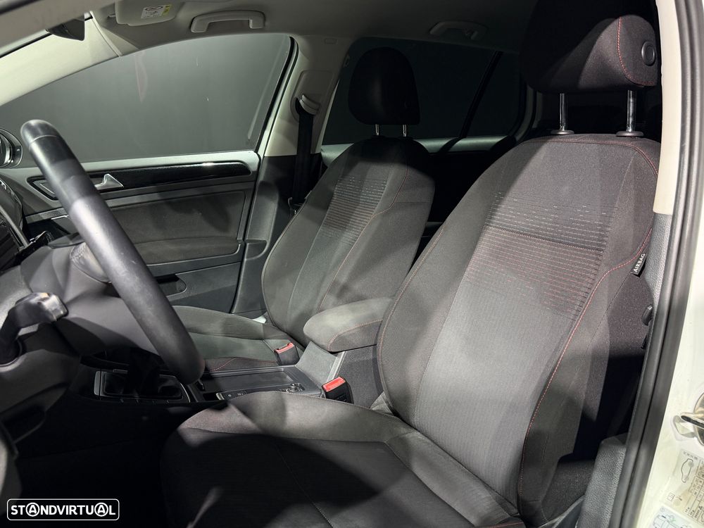 VW Golf 1.4 TSI Sound - 26
