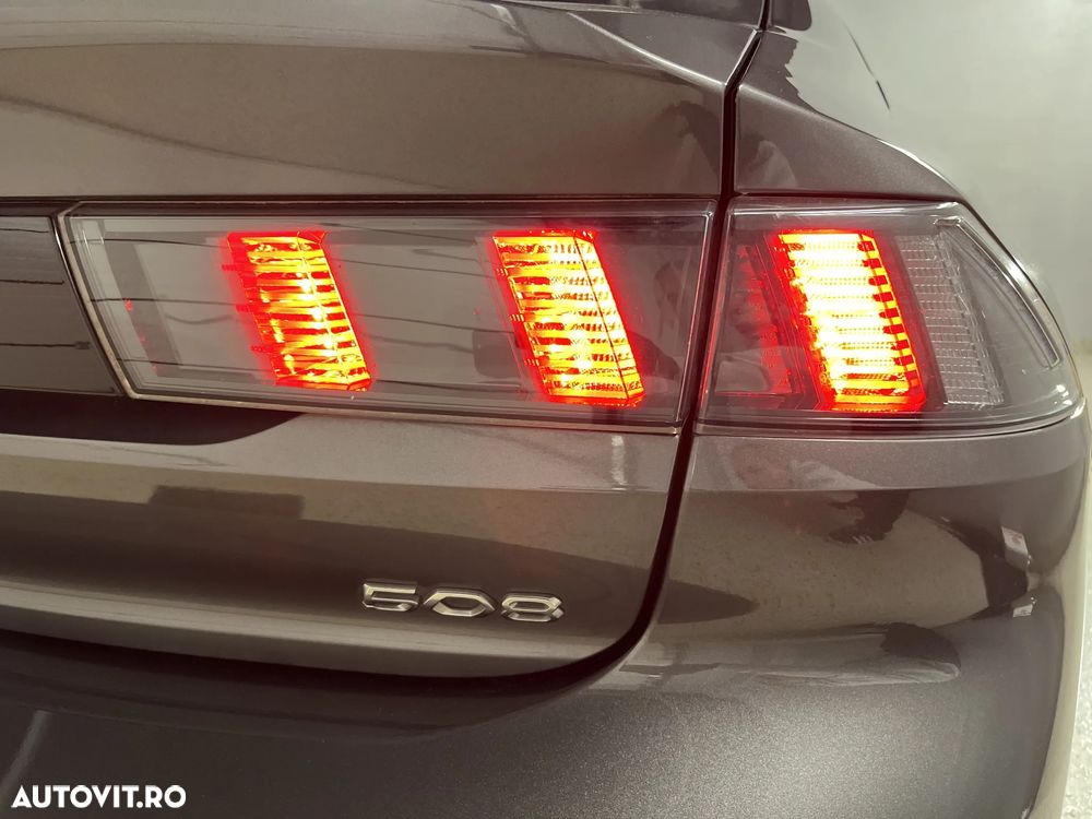 Peugeot 508 1.2 PureTech S&S EAT8 Allure Pack - 29