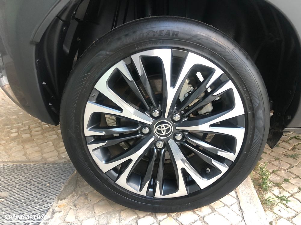 Toyota Yaris Cross 1.5 HDF Square Collection - 14