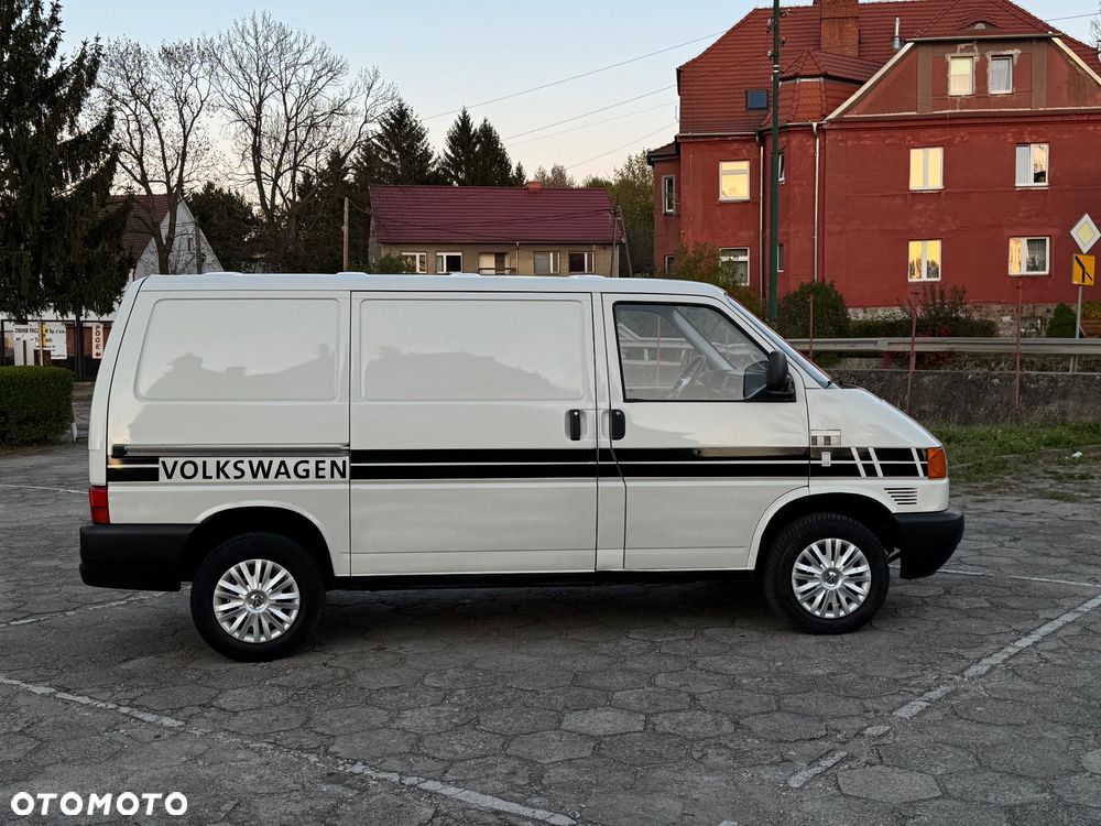 Volkswagen Transporter - 6