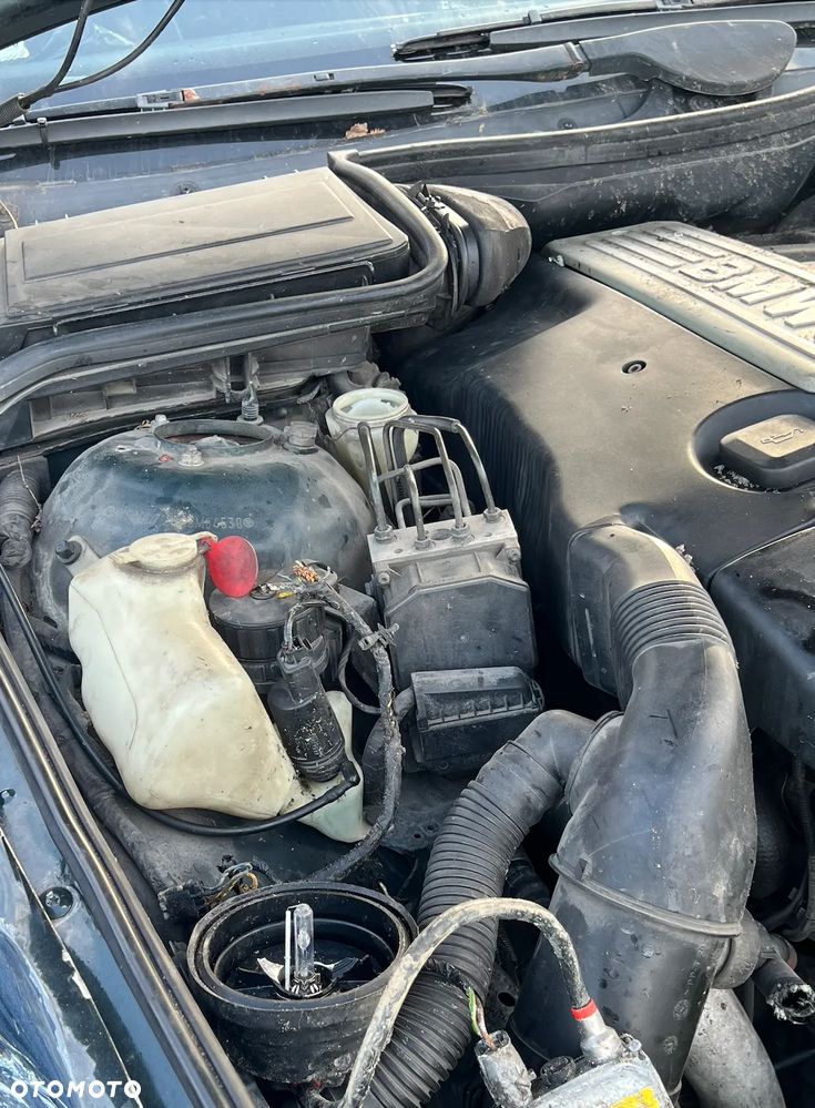Silnik kompletny i inne części BMW E39 - 3