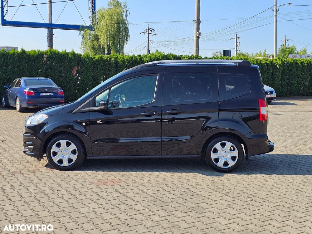 Ford Tourneo Courier 1.0 EcoBoost Titanium - 6