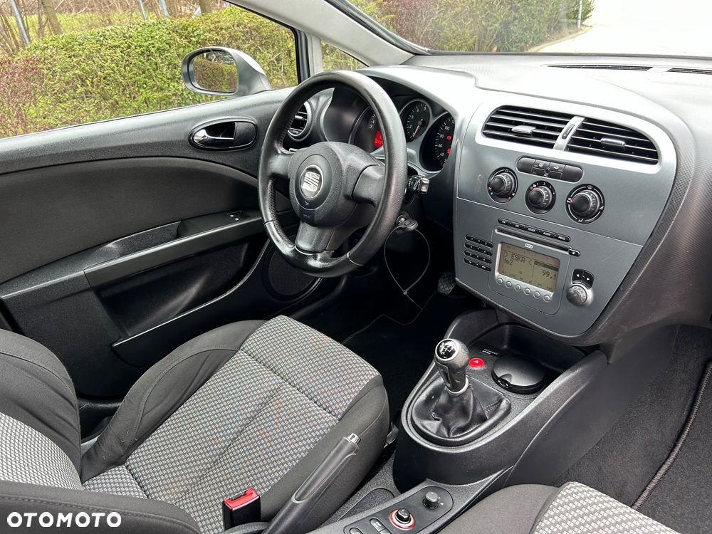 Seat Leon 1.6 Style - 8