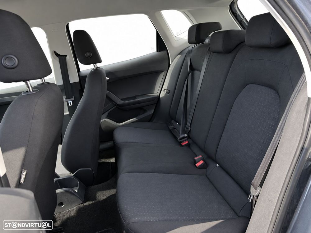 SEAT Arona 1.0 TSI — fotografia 8