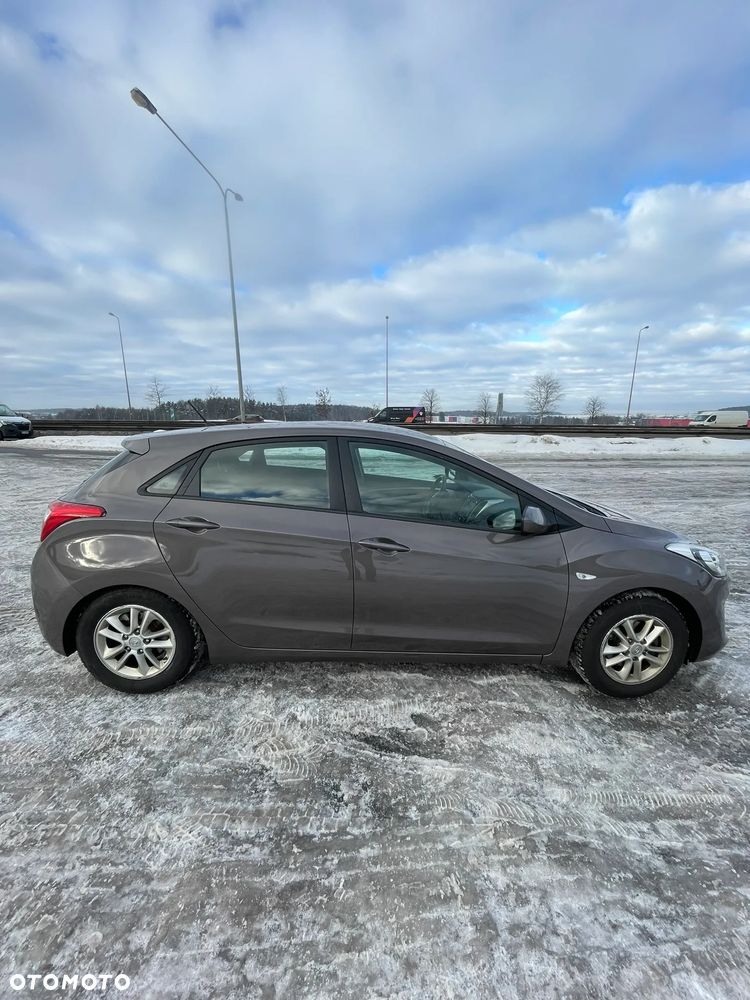 Hyundai i30 1.4 Classic + - 3