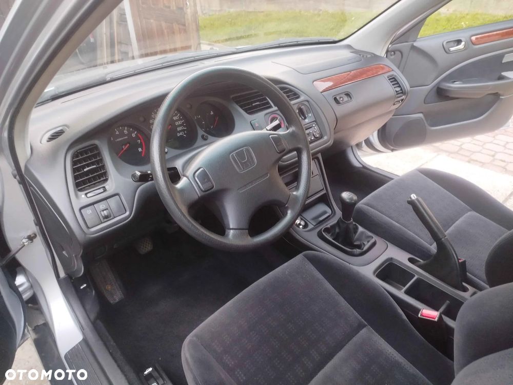 Honda Accord - 8