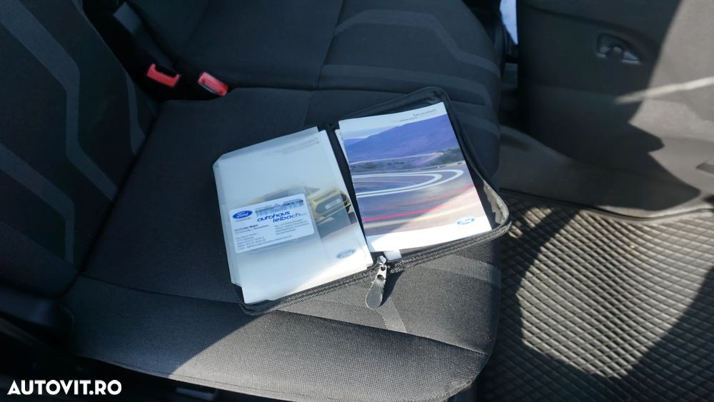 Ford Transit Connect - 25