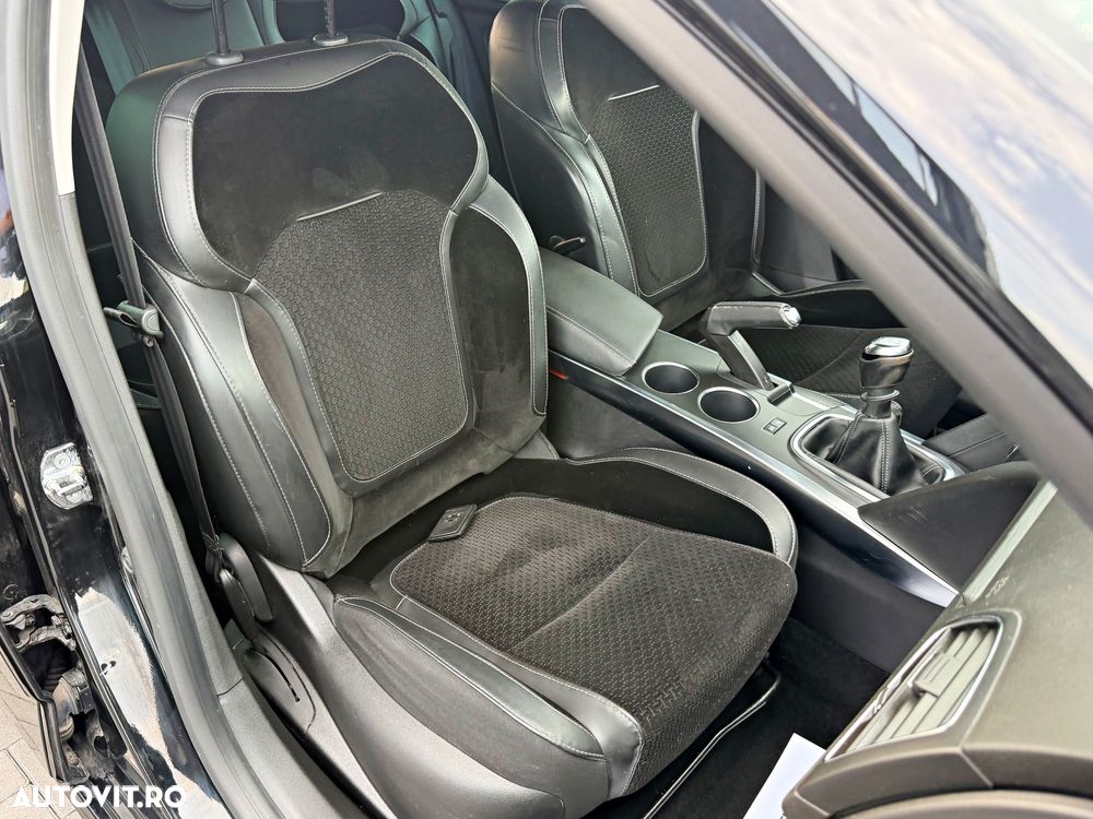 Renault Megane 1.6 SCe Zen - 18