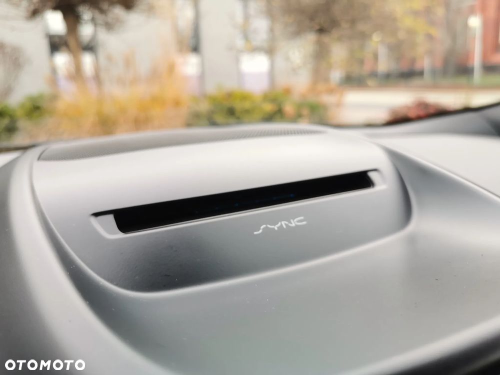 Ford Kuga 2.0 TDCi AWD ST-Line - 31