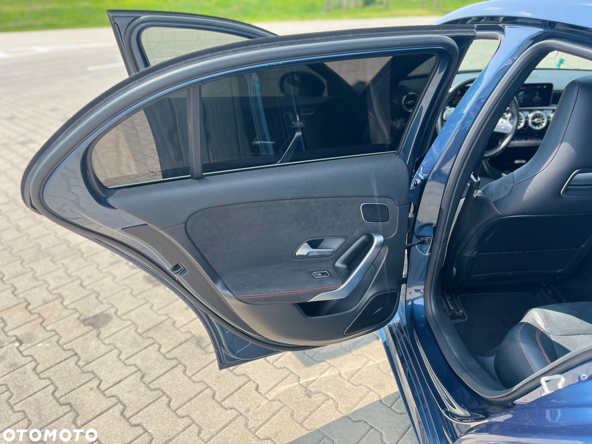 Mercedes-Benz Klasa A 250 AMG Line 7G-DCT - 13