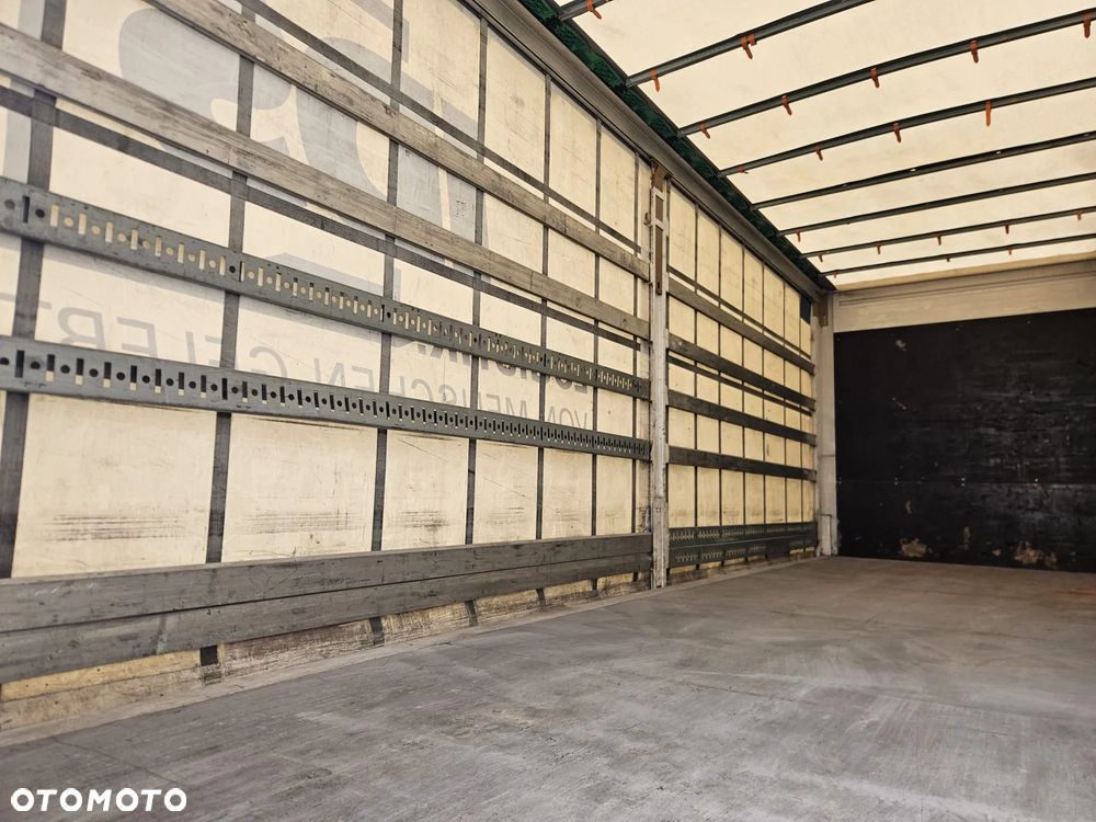 Krone 14.500zł netto ZABUDOWA KRONE BDF 7.80x2.55m FIRANKA SUWANY DACH 2012rok DRZWI ST.BDB - 4
