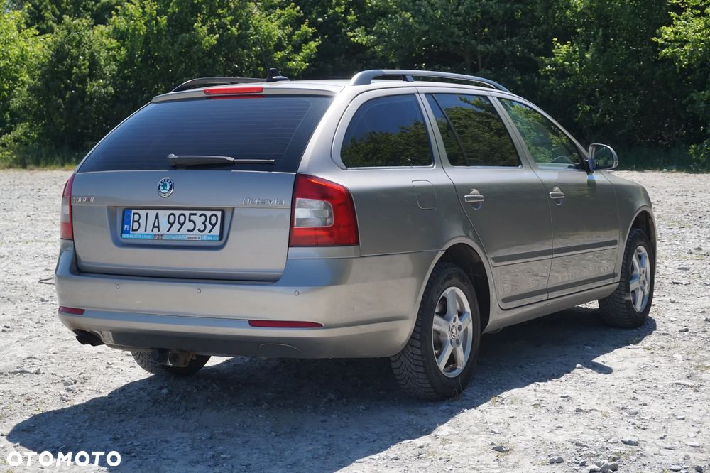 Skoda Octavia 1.6 TDI DPF 4x4 Ambition - 13