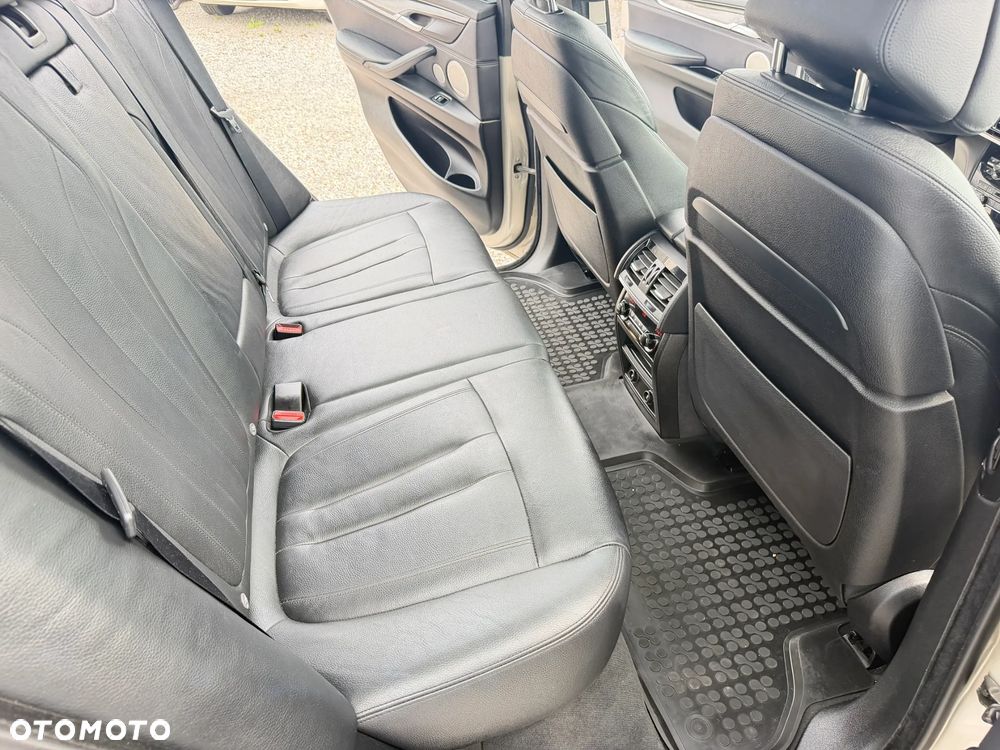 BMW X5 xDrive30d Sport-Aut - 8