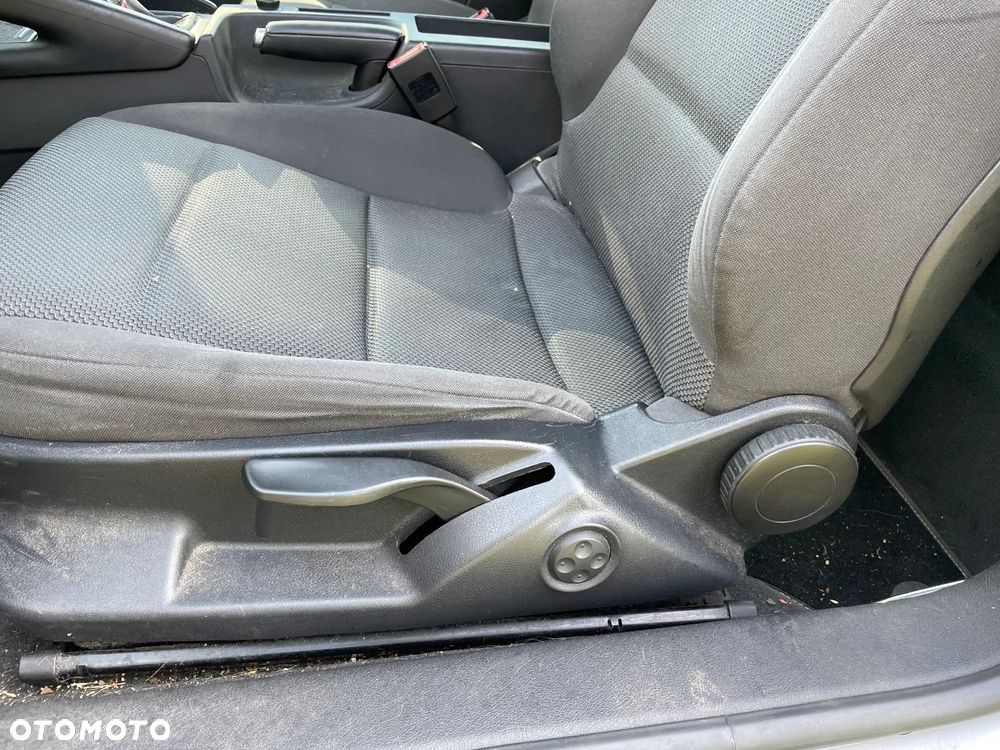 FOTELE GRZANE ELEKTRYCZNE KANAPA KOMPLET AUDI A3 8P 3D LIFT - 9