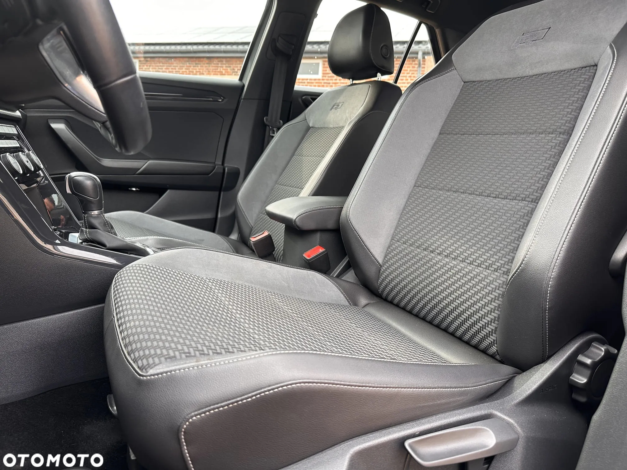 Volkswagen T-Roc 1.5 TSI R-Line Plus DSG - 30
