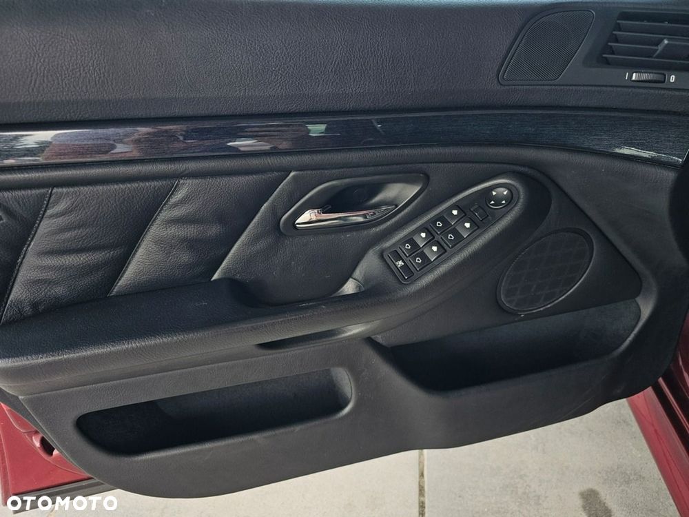 BMW Seria 5 - 12