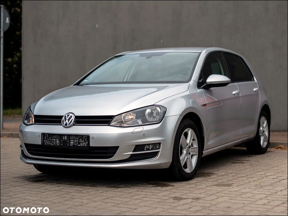 Volkswagen Golf - 11