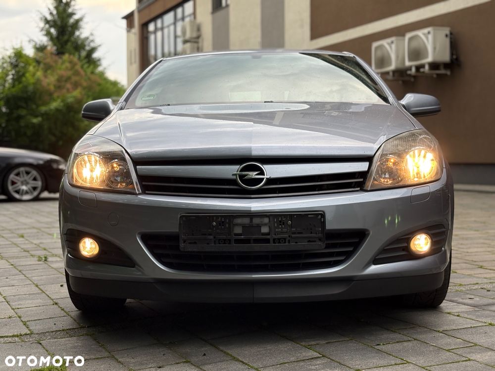 Opel Astra GTC 1.6 Edition - 6