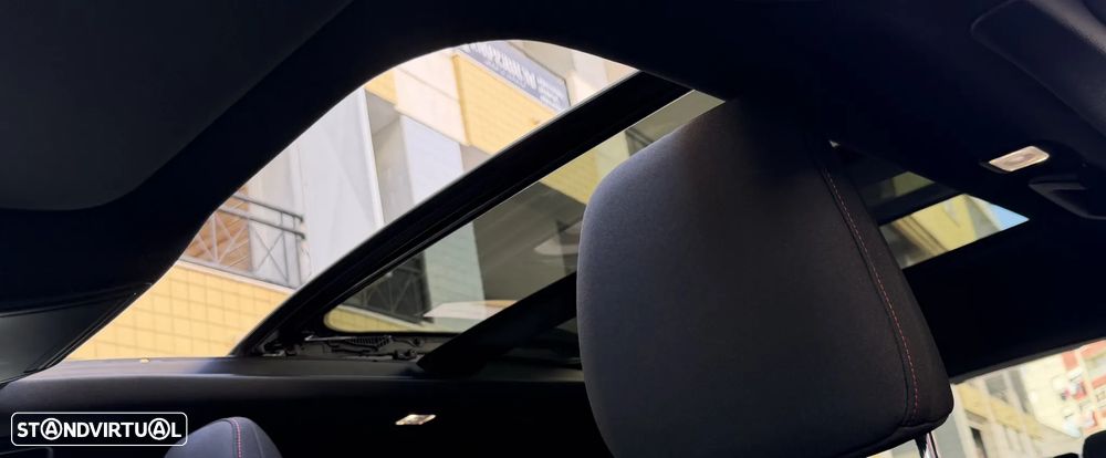 Ford Focus 1.5 TDCi ECOBlue ST-Line X - 27