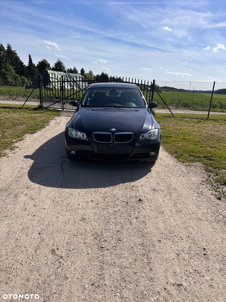 BMW Seria 3 318i Edition Sport - 13