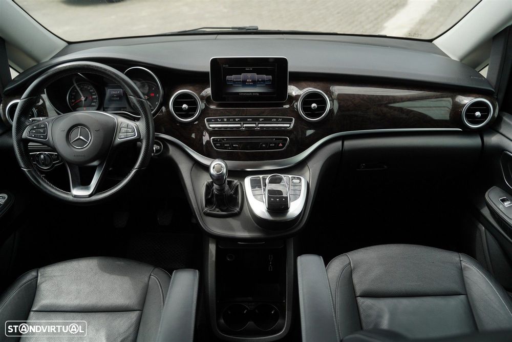 Mercedes-Benz V 220 d Longo Avantgarde - 17