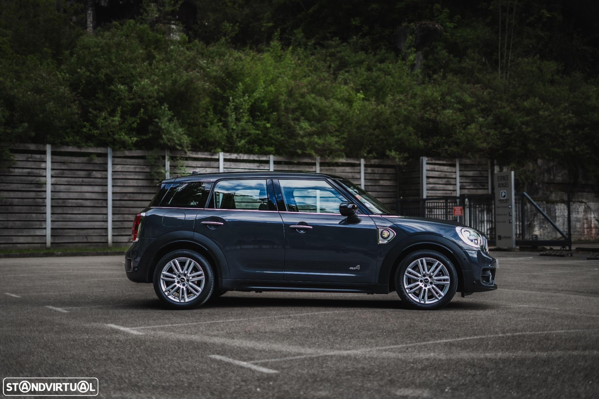 MINI Countryman Cooper SE ALL4 Auto - 6