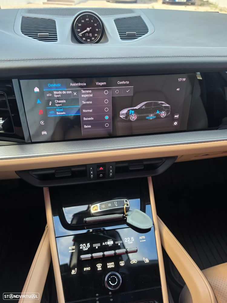 Porsche Cayenne E-Hybrid - 39