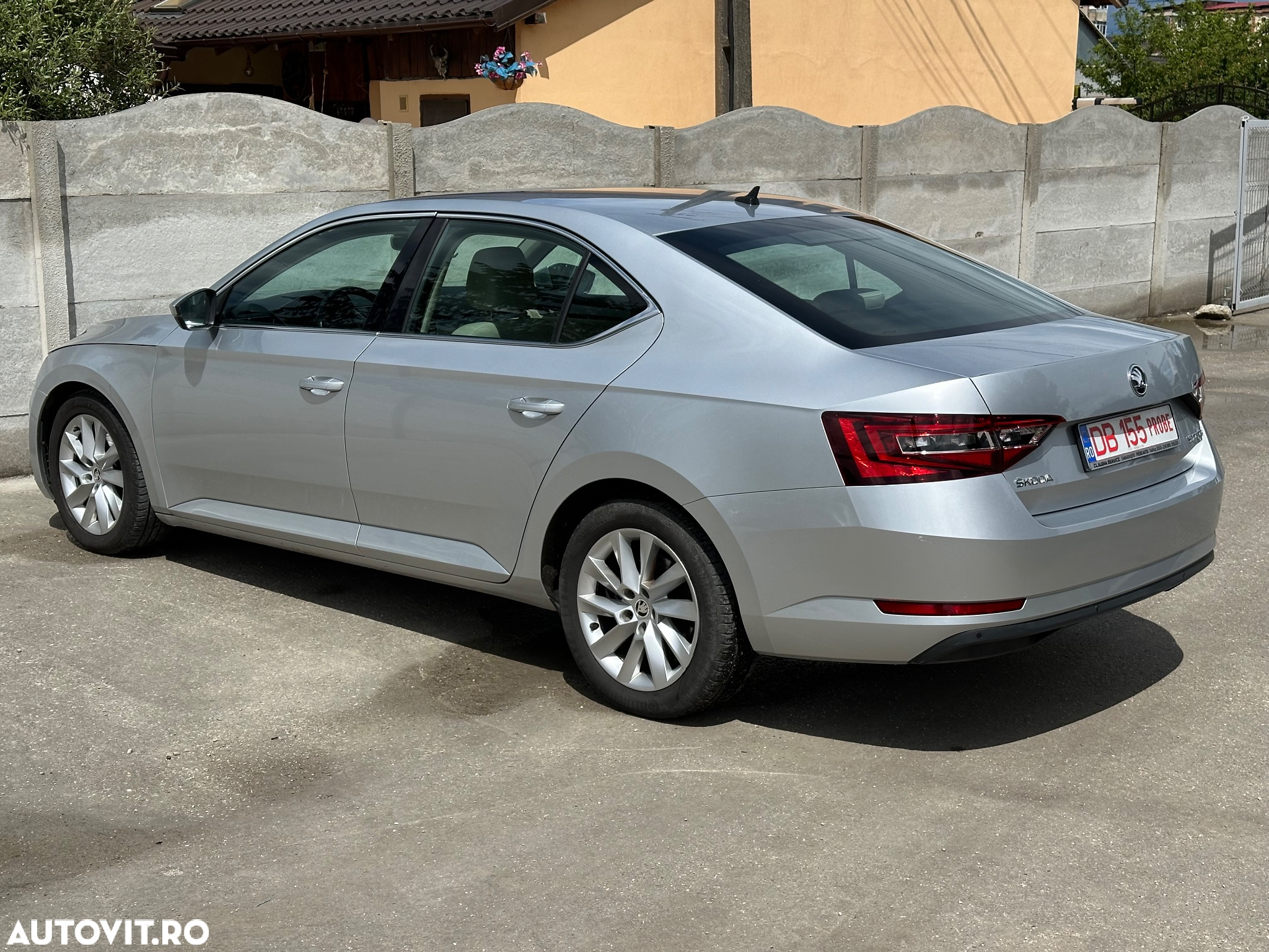 Skoda Superb 1.6 TDI Style - 26