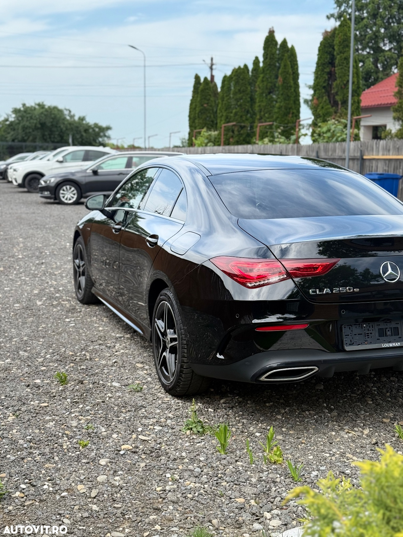 Mercedes-Benz CLA 250 e 8G-DCT AMG Line - 3