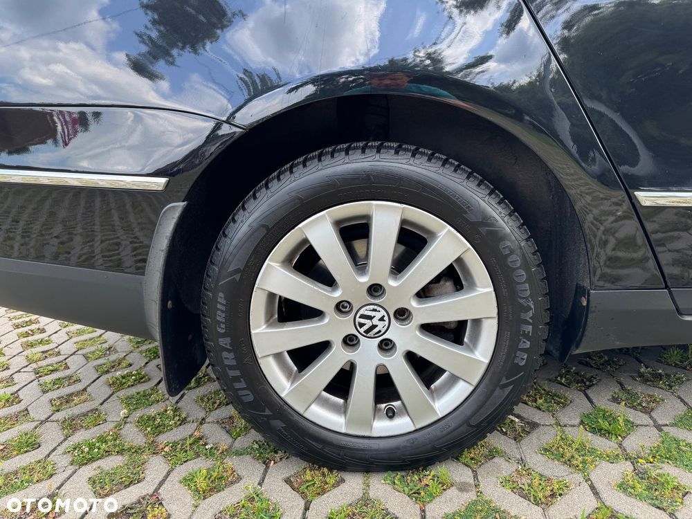 Volkswagen Passat 2.0 TDI DPF Highline - 4