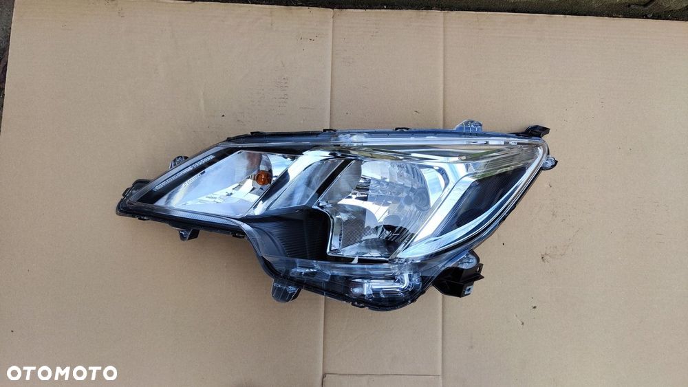 Mitsubishi Space Star II 20- Lampa Lewa Przednia Nieklejona EU Oryginał - 2