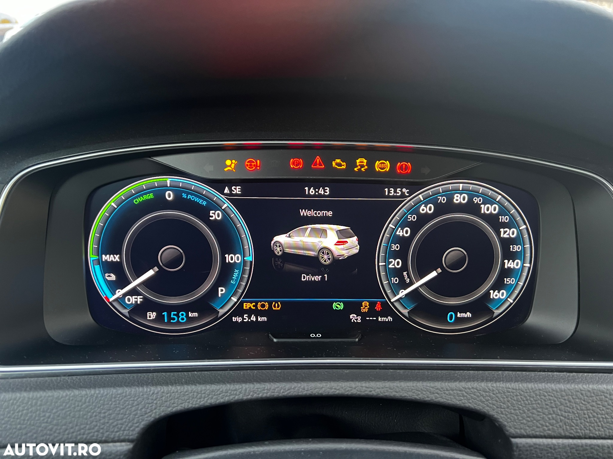 Volkswagen Golf e-Golf - 23