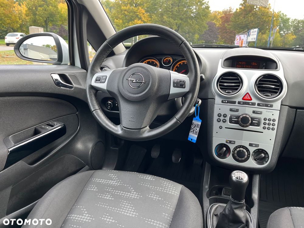 Opel Corsa 1.4 16V Satellite - 13