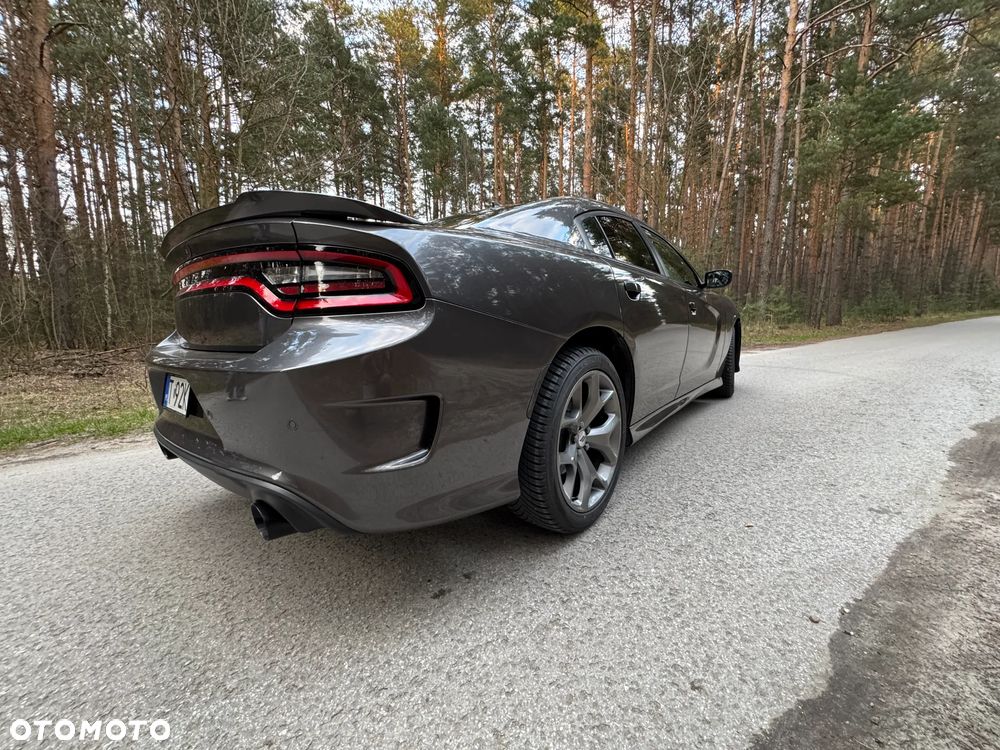 Dodge Charger - 10