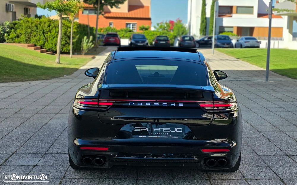 Porsche Panamera 4 E-Hybrid Executive - 2