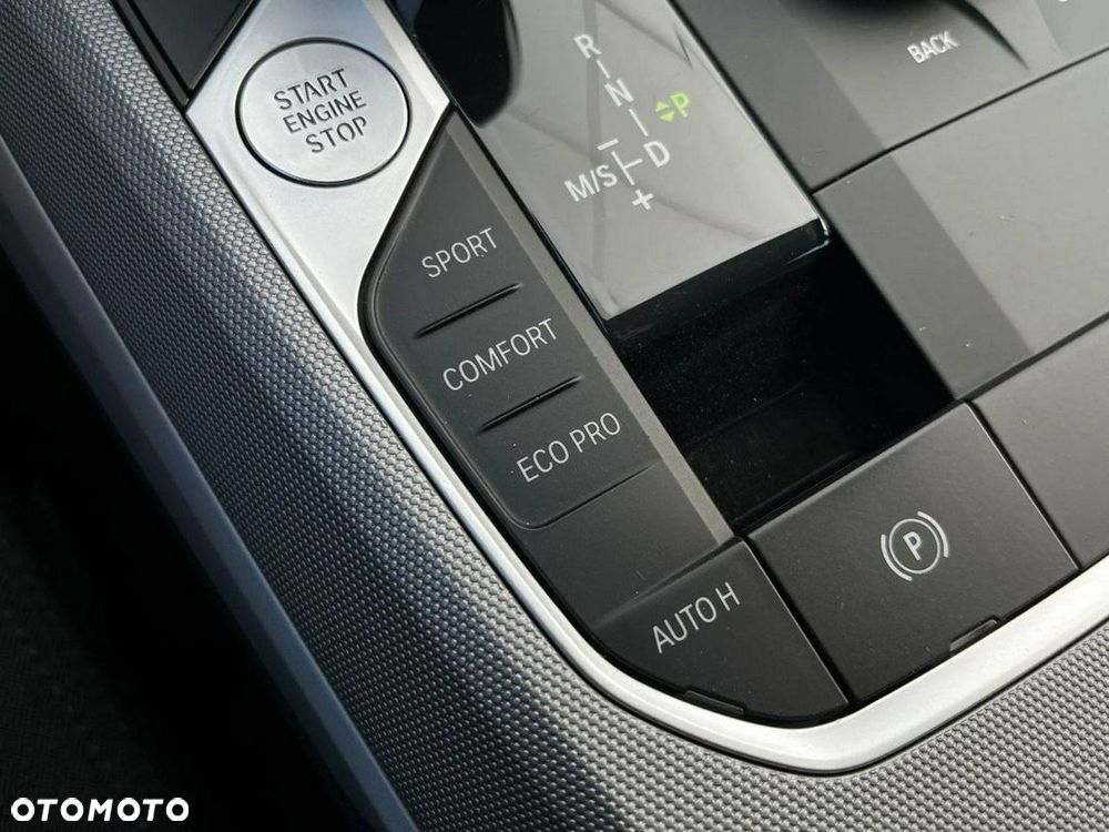 BMW Seria 3 - 18