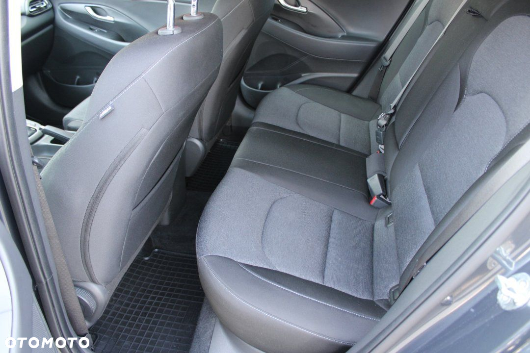 Hyundai i30 - 21