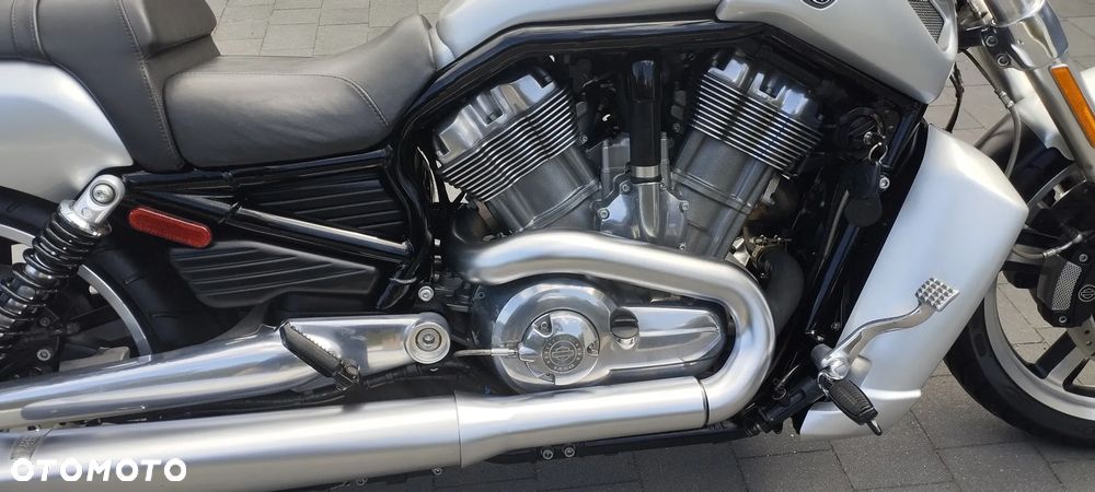 Harley-Davidson V-Rod Muscle - 7