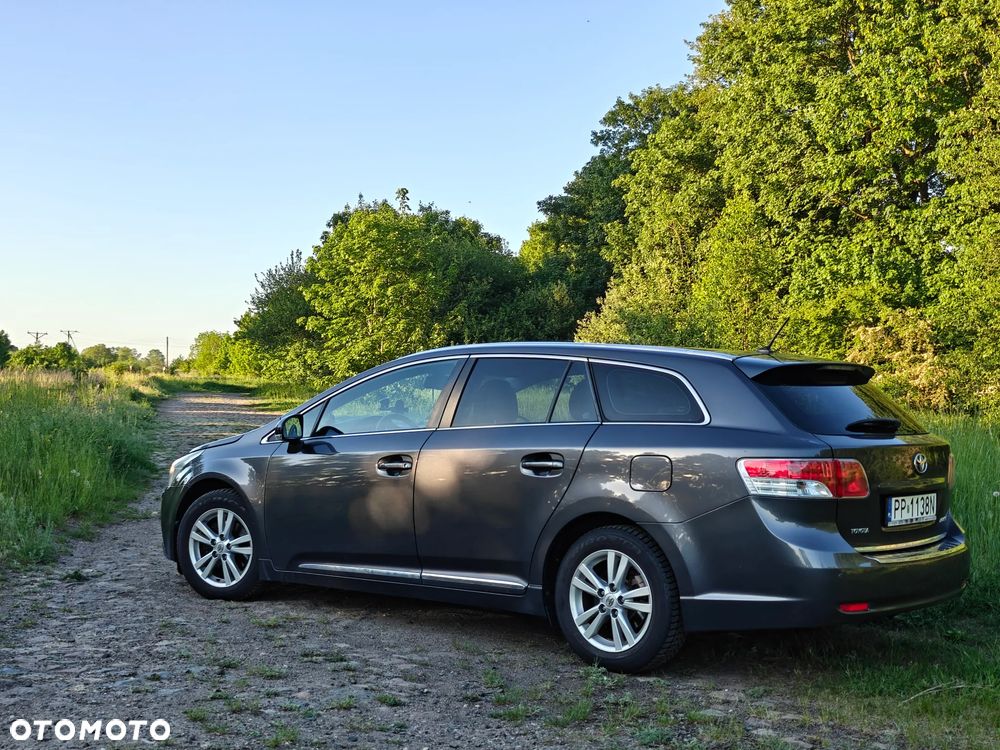 Toyota Avensis 2.0 D-4D Sol - 7