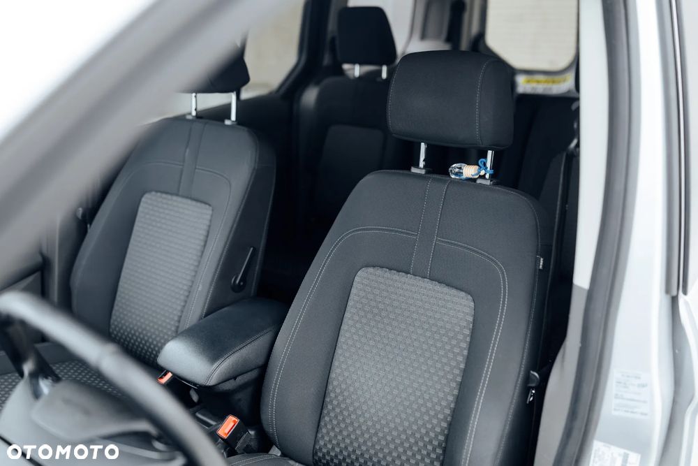 Ford Transit Connect - 29