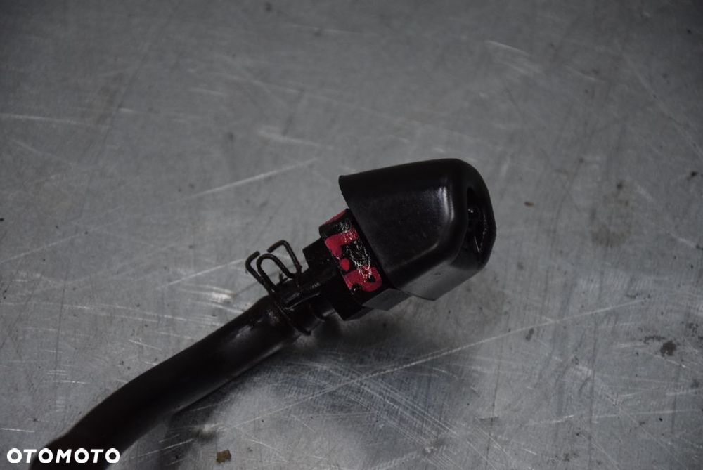 MITSUBISHI L200 SPRYSKIWACZ SPRYSKIWACZE LAMP PRZÓD KPL. - 6