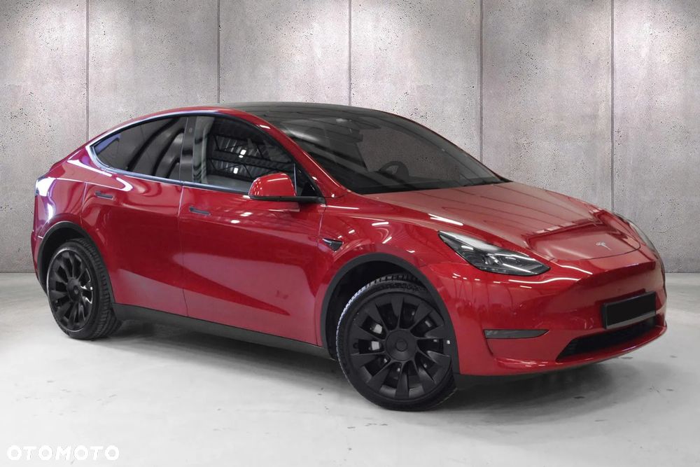 Tesla Model Y Long Range AWD - 1