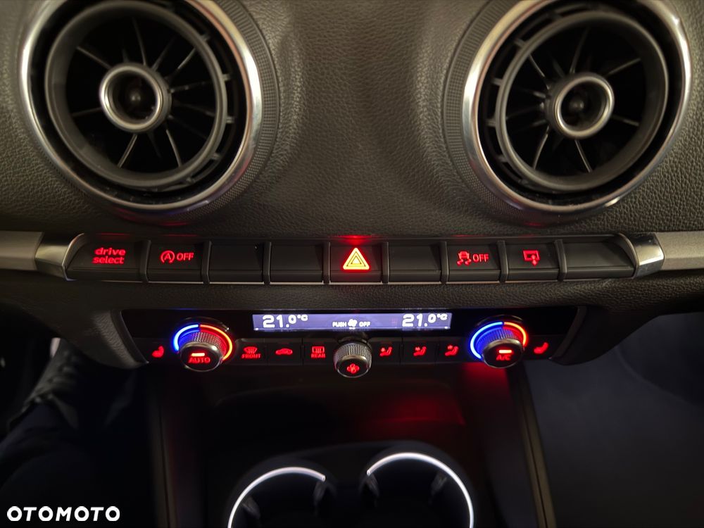 Audi A3 1.4 TFSI Edycja Specjalna - 21