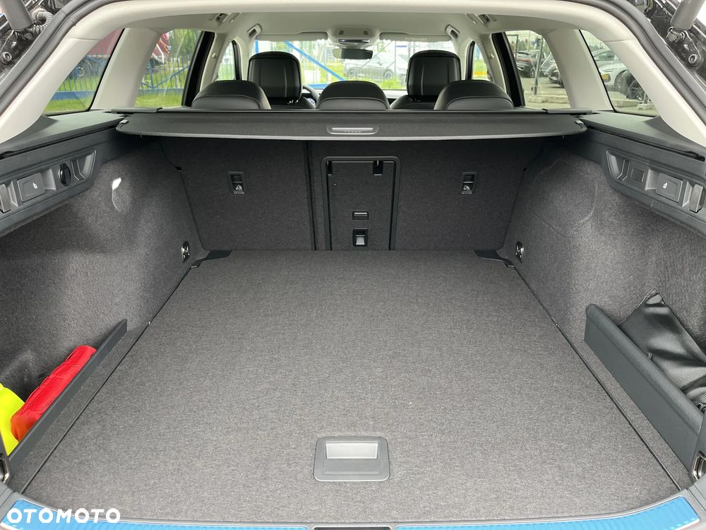 Volkswagen Passat - 18