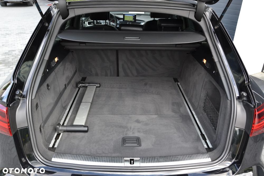 Audi A6 Avant - 27